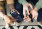 Anvisa alerta para riscos de usar smartwatch e anéis inteligentes; entenda