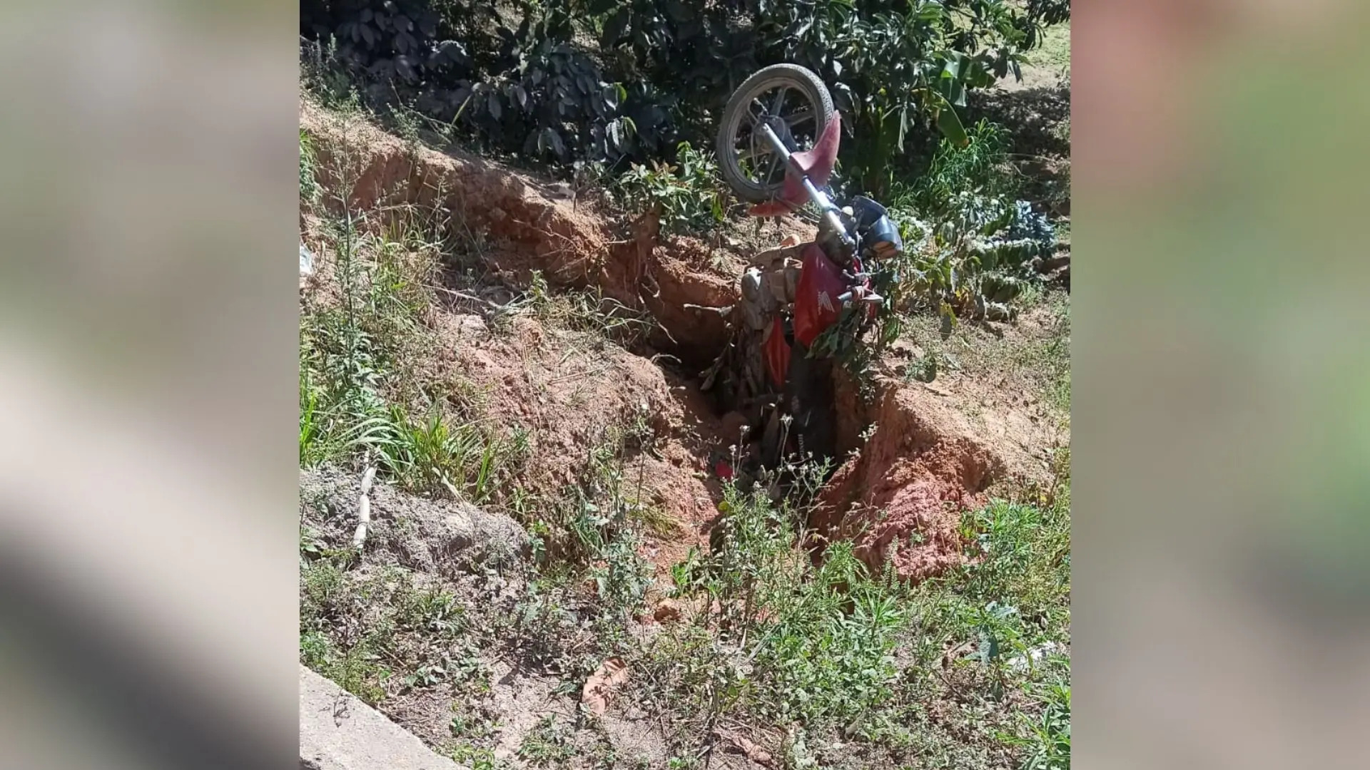 acidente com motociclista na BR-262