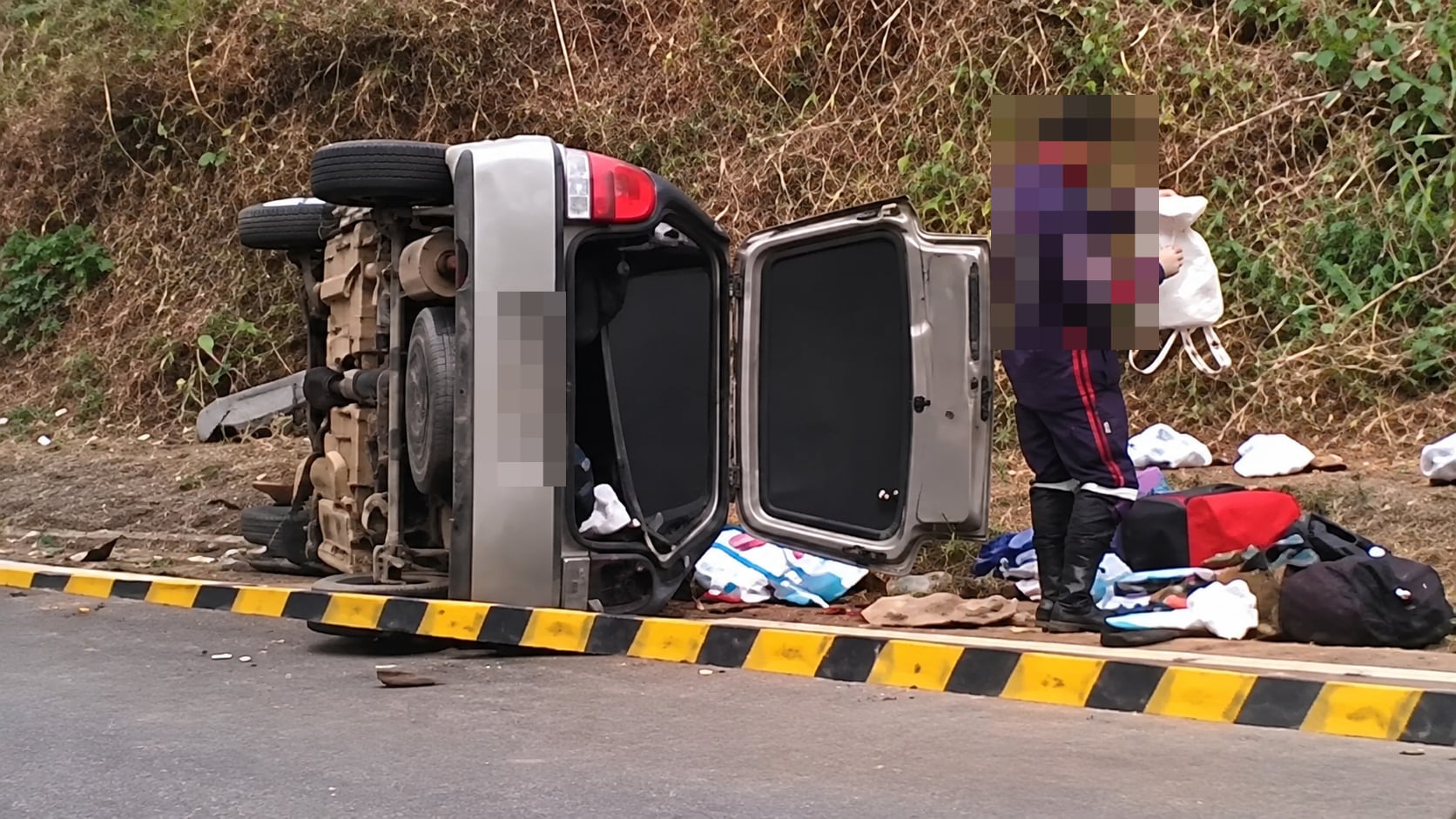capotamento na BR-101 em Ibiraçu