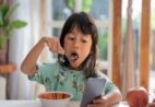 Hifa alerta: telas em excesso podem afetar desenvolvimento e rotina infantil