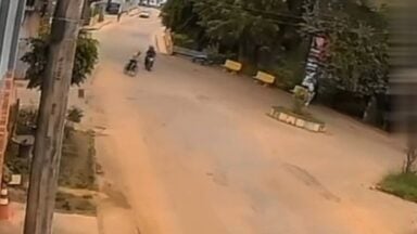 VÍDEO | Ciclista morre após ser atingido por motocicleta em rua de Ibatiba