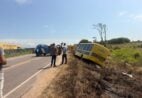 Ônibus com 10 crianças da Apae tomba em Marataízes
