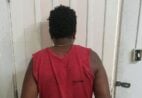 Homem é preso após se masturbar ao lado de mulher em ponto de ônibus em Cachoeiro