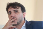 Por que Renan Santos foi punido? Entenda regra do TSE e as críticas à decisão de Toffoli