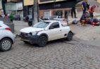 VÍDEO | Duas pessoas ficam feridas em acidente entre carro e moto em Cachoeiro