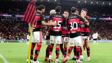 Flamengo mantém favoritismo sobre Palmeiras nas chances de título do Brasileirão; veja números
