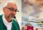 Padre morre após ser atingido por cruz em missa transmitida ao vivo