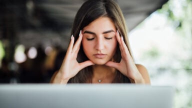 Como recuperar o equilíbrio emocional depois de disputas e conflitos
