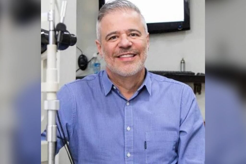 A foto mostra Dr. Lindolfo Granda Costa, médico oftalmologista